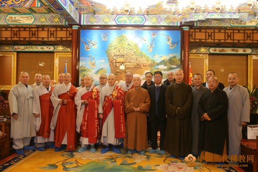 韩国佛教天台宗总务院长门德长老一行访问中国佛教协会